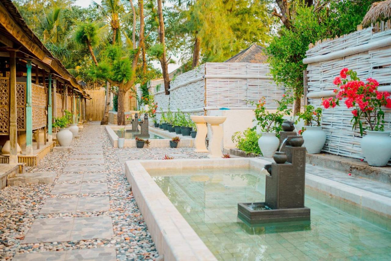 Bungalow Cafe Gili Beachfront Gili Meno Ngoại thất bức ảnh