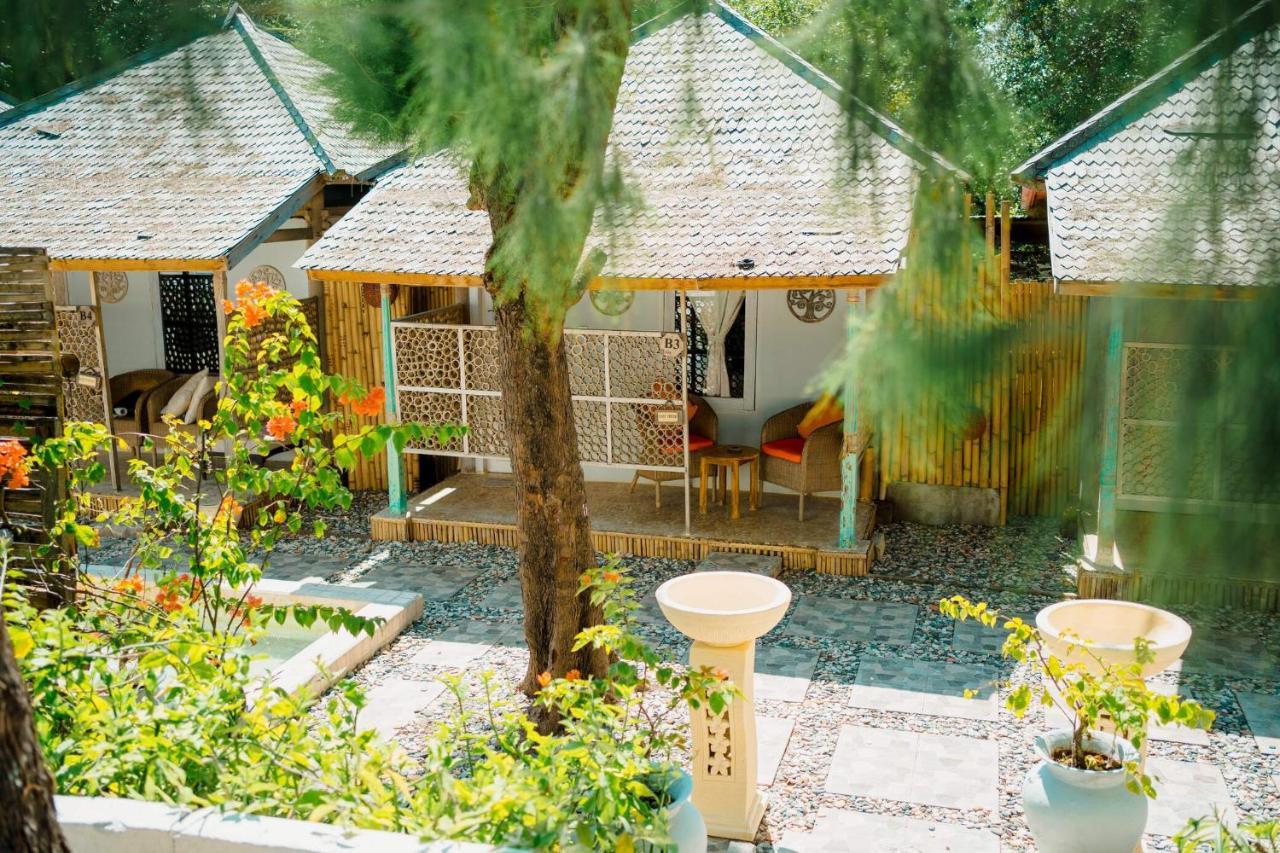 Bungalow Cafe Gili Beachfront Gili Meno Ngoại thất bức ảnh