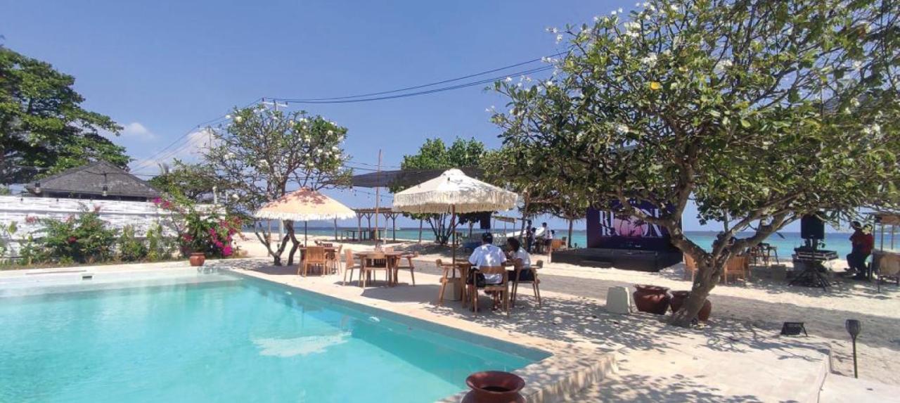 Bungalow Cafe Gili Beachfront Gili Meno Ngoại thất bức ảnh