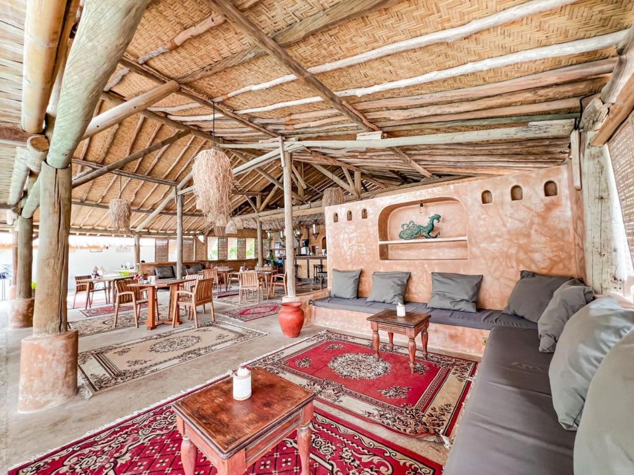 Bungalow Cafe Gili Beachfront Gili Meno Ngoại thất bức ảnh